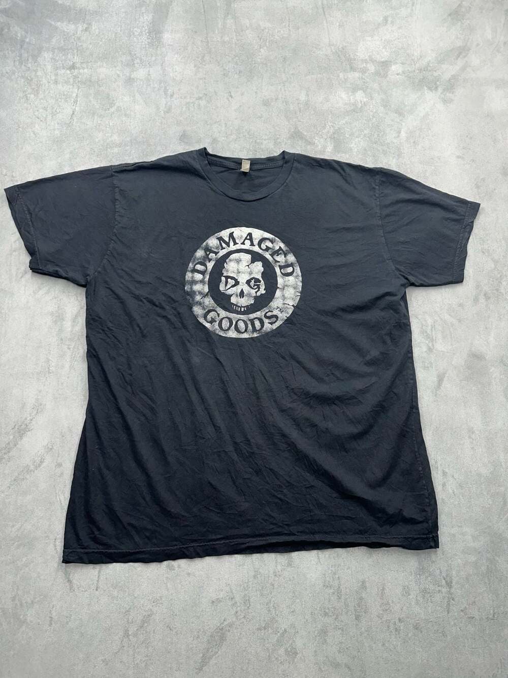 American Apparel Damaged Goods Skull T-Shirt Size 2XL Black